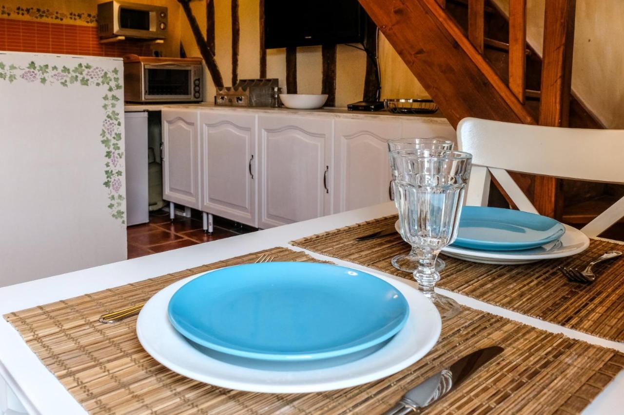 Domaine Les Chillards Villa Fauguernon ภายนอก รูปภาพ