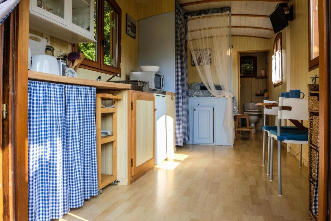 Domaine Les Chillards Villa Fauguernon ภายนอก รูปภาพ